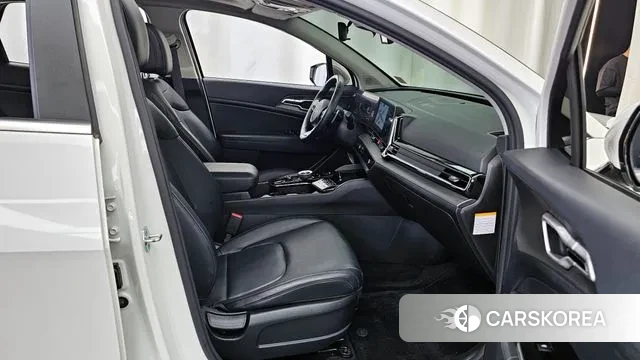 Kia Sportage 5th Generation Hybrid 2022 Белый из Кореи, фото 2