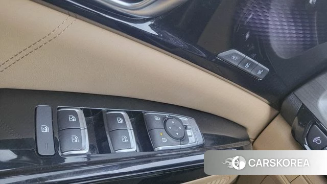 Kia Carnival 4th generation 2023 Белый из Кореи, фото 2