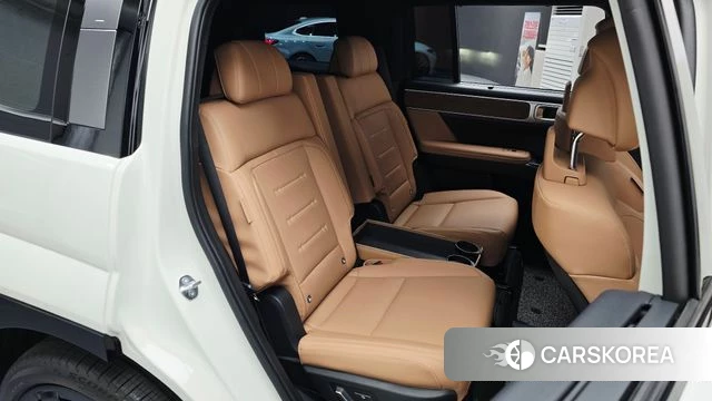 Hyundai Santa Fe (MX5) 2025 Серебристо-серый из Кореи, фото 2
