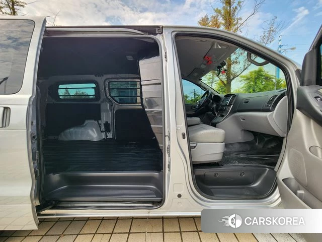 Hyundai The New Grand Starex 2020 Серый из Кореи, фото 2