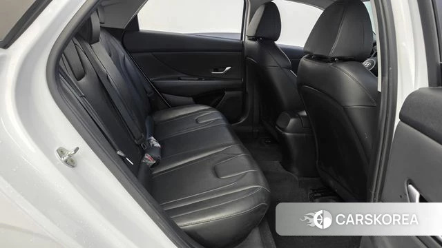 Hyundai Avante (CN7) 2022 Белый из Кореи, фото 2