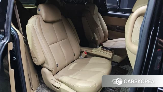 Kia All New Carnival 2018 Черный из Кореи, фото 2