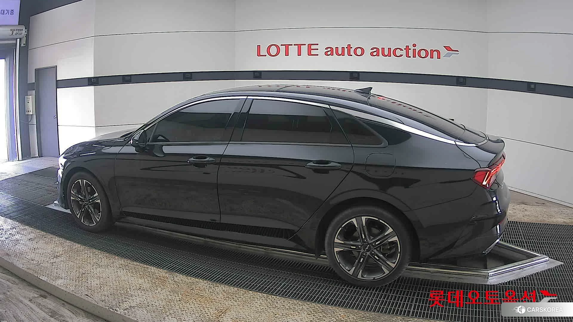 Kia K5 2022 Черный из Кореи, фото 2