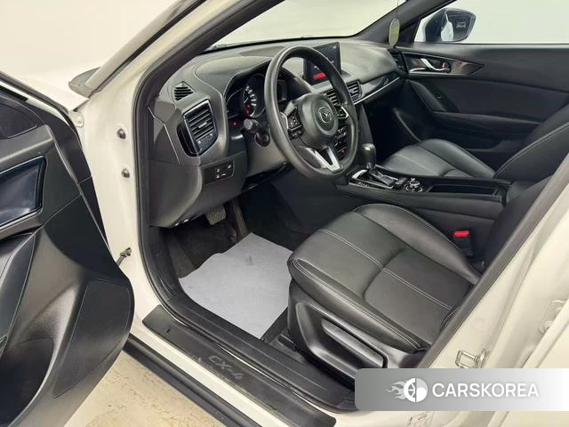 Mazda CX-4 2021 Белый из Китая, фото 2