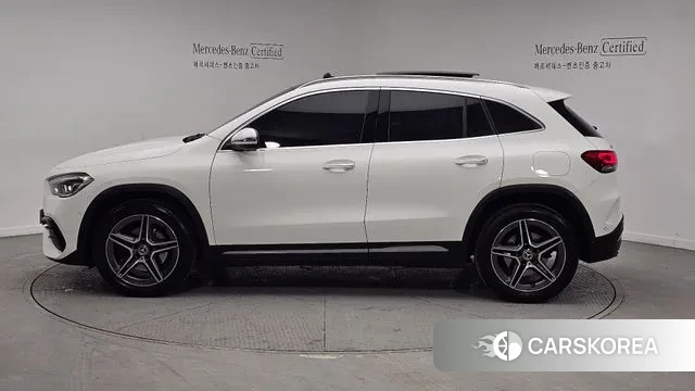 Mercedes-Benz GLA - Class H247 2021 Белый из Кореи, фото 2