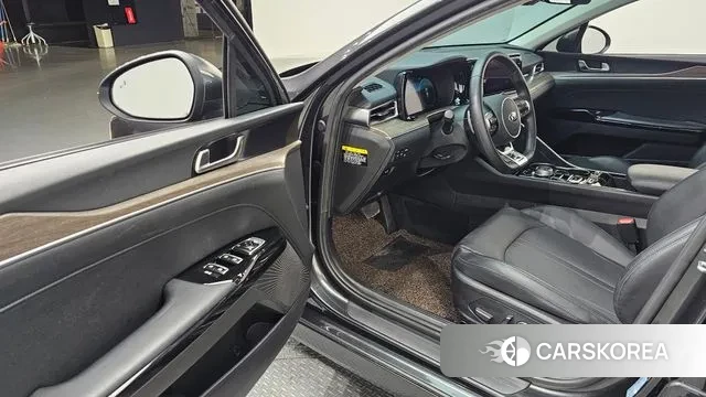 Kia K5 3rd generation 2020 Серый из Кореи, фото 2