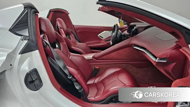 Chevrolet Corvette 2021 Белый из Кореи, фото 2