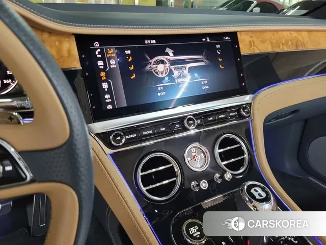 Bentley Continental GT 3rd Generation 2020 Белый из Кореи, фото 2