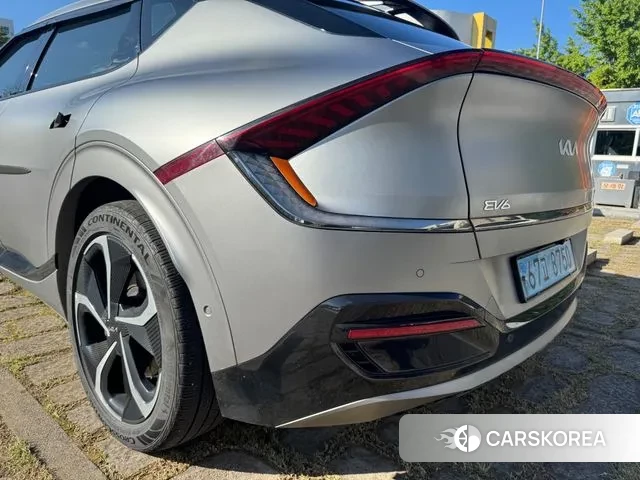 Kia EV6 2022 Серебряный из Кореи, фото 2