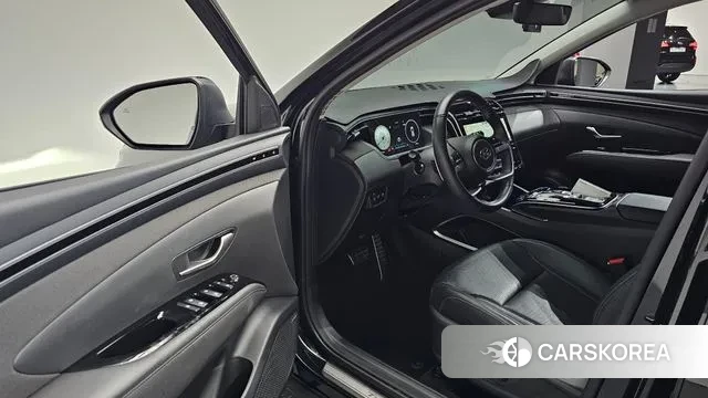 Hyundai Tucson (NX4) 2023 Черный из Кореи, фото 2