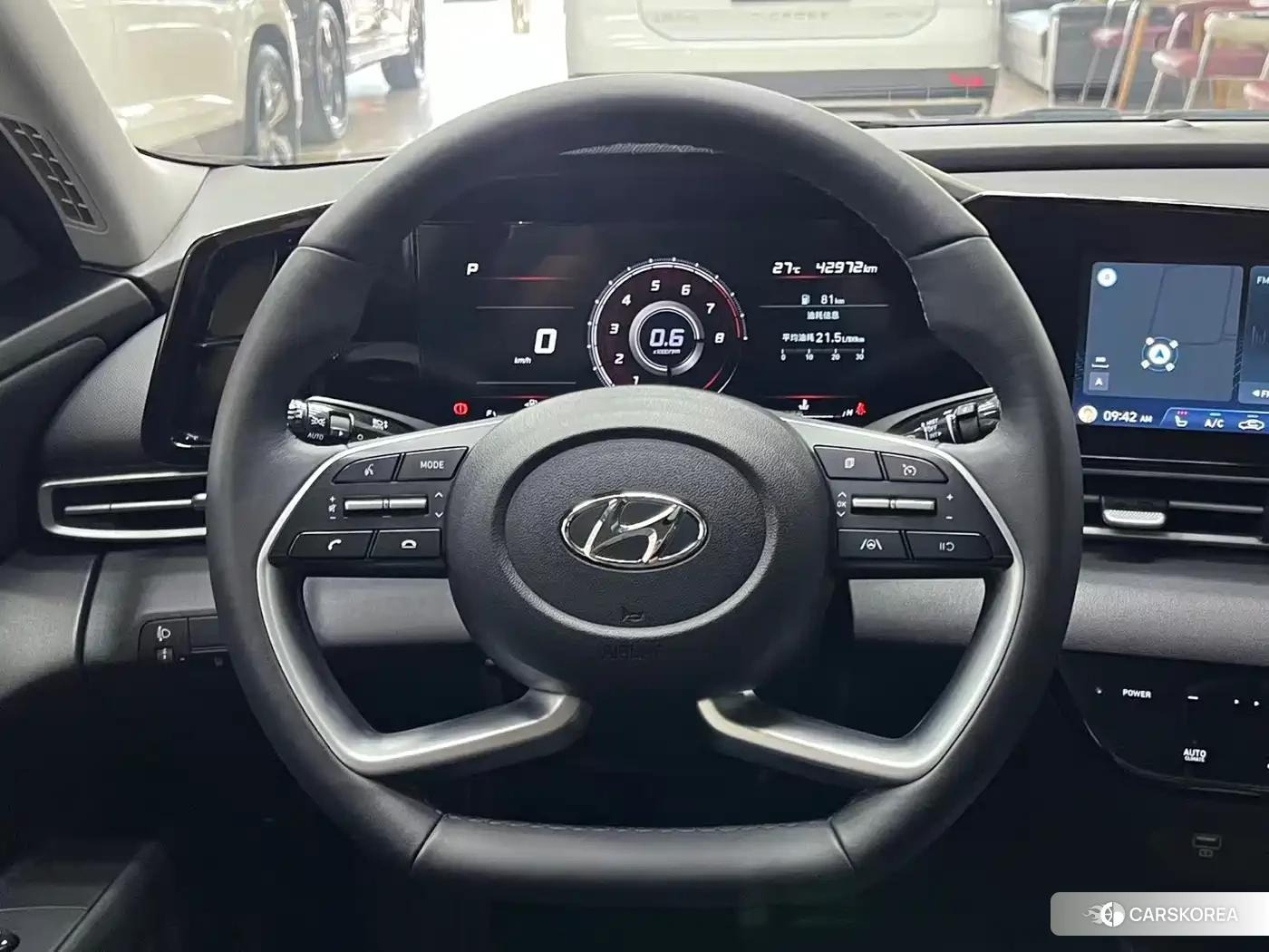 Hyundai Elantra 2022 Белый из Китая, фото 2