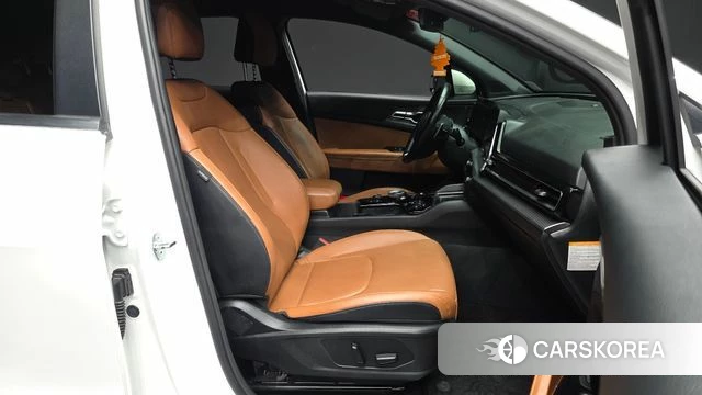 Kia Sportage 5th Generation Hybrid 2022 Белый из Кореи, фото 2