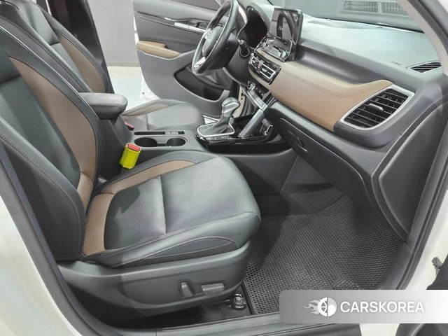 Kia Seltos 2022 Белый из Кореи, фото 2