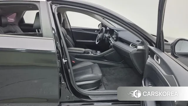 Kia K5 3rd generation 2020 Черный из Кореи, фото 2