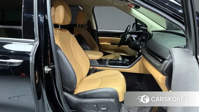 Kia Carnival 4th generation 2021 Черный из Кореи, фото 2