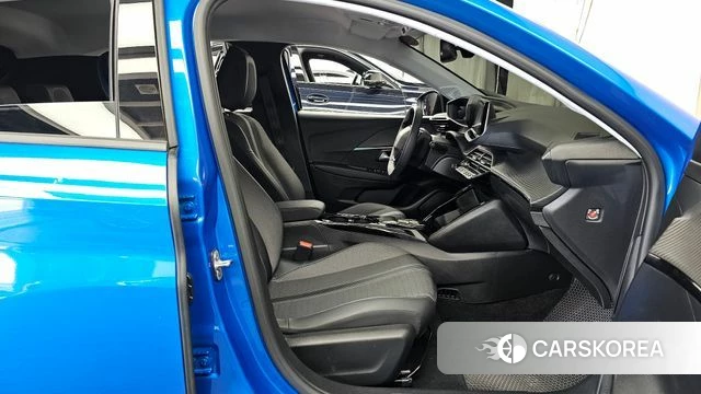 Peugeot e-208 second Generation 2022 Синий из Кореи, фото 2