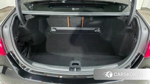 Mercedes-Benz C-Class W206 2023 Черный из Кореи, фото 2