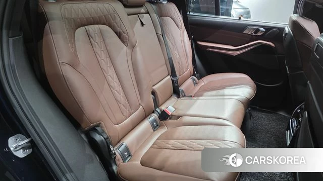 BMW X5 (G05) 2023 Черный из Кореи, фото 2