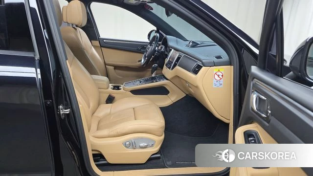 Porsche Macan 2018 Черный из Кореи, фото 2