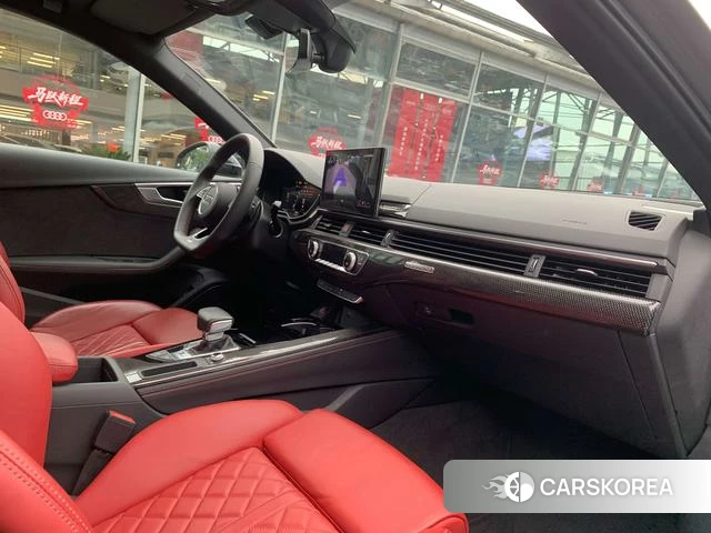 Audi S4 2024 Темно-серый из Китая, фото 2