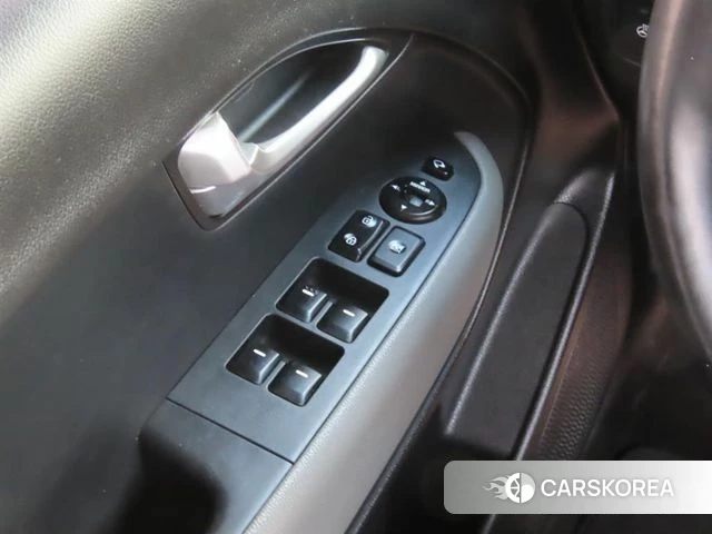 Kia The New Kia Ray 2023 Белый из Кореи, фото 2