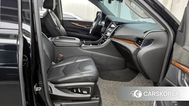 Cadillac Escalade 2018 Черный из Кореи, фото 2