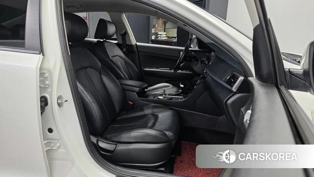 Kia The New K5 2nd generation 2018 Белый из Кореи, фото 2