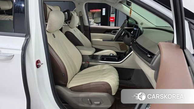 Kia Carnival 4th generation 2022 Белый из Кореи, фото 2