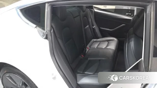 Tesla Model 3 2020 Белый из Кореи, фото 2