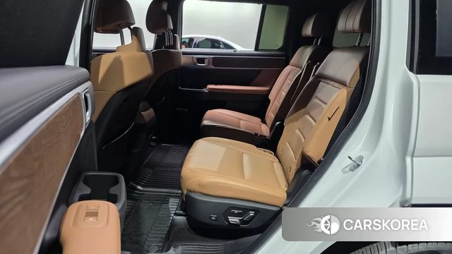 Hyundai Santa Fe (MX5) 2023 Белый из Кореи, фото 2