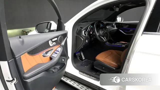 Mercedes-Benz GLC-Class X253 2022 Белый из Кореи, фото 2