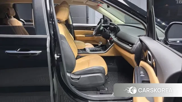 Kia Carnival 4th generation 2023 Черный из Кореи, фото 2