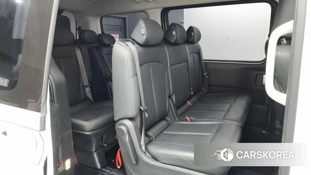 Hyundai Staria 2024 Белый из Кореи, фото 2