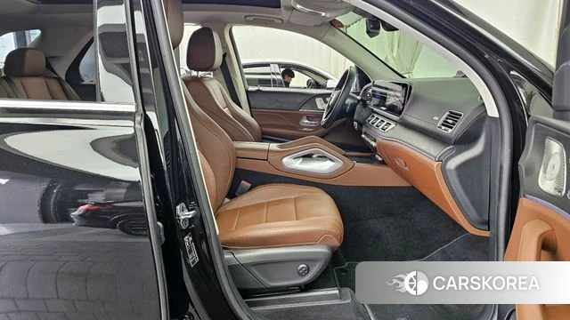 Mercedes-Benz GLE-Class W167 2024 Черный из Кореи, фото 2