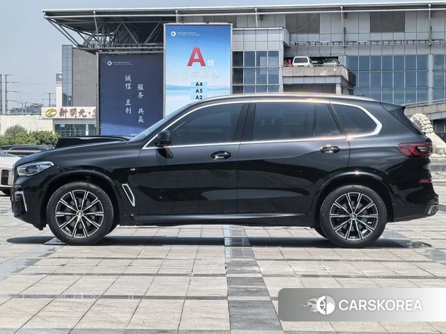 BMW X5 2023 Черный из Китая, фото 2