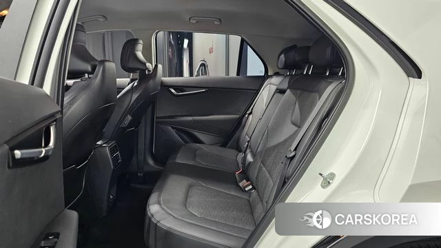 Kia Di Ol Nu Niro 2023 Белый из Кореи, фото 2