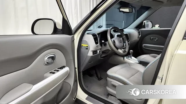 Kia Soul EV 2018 Жемчужный цвет из Кореи, фото 2