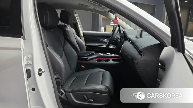 Genesis GV70 2021 Белый из Кореи, фото 2
