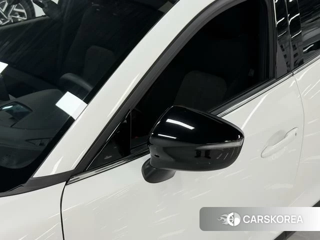 Mazda CX-4 2022 Белый из Китая, фото 2