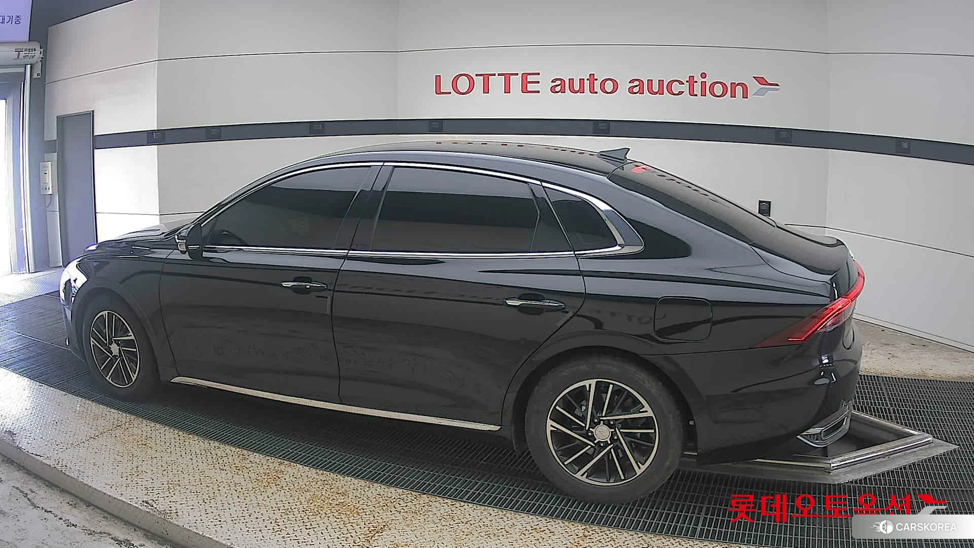Hyundai Grandeur 2020 Черный из Кореи, фото 2
