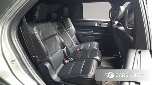 Ford Explorer 6th Generation 2020 Серебристо-серый из Кореи, фото 2