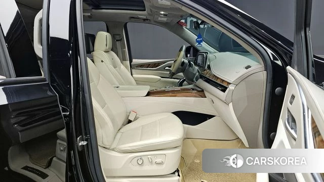 Cadillac Escalade 5th Generation 2022 Черный из Кореи, фото 2