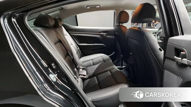Hyundai Avante AD 2018 Черный из Кореи, фото 2