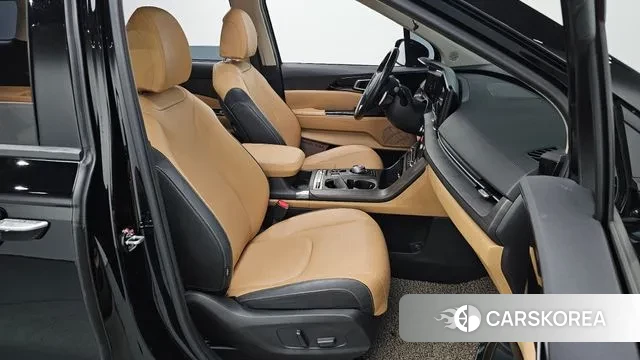 Kia Carnival 4th generation 2022 Черный из Кореи, фото 2