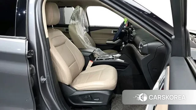 Ford Explorer 6th Generation 2021 Серый из Кореи, фото 2