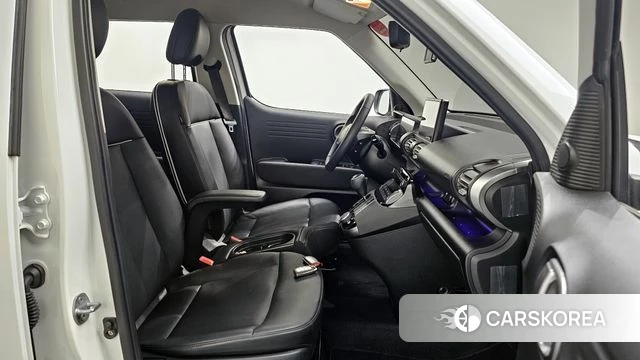 Hyundai Casper 2024 Белый из Кореи, фото 2
