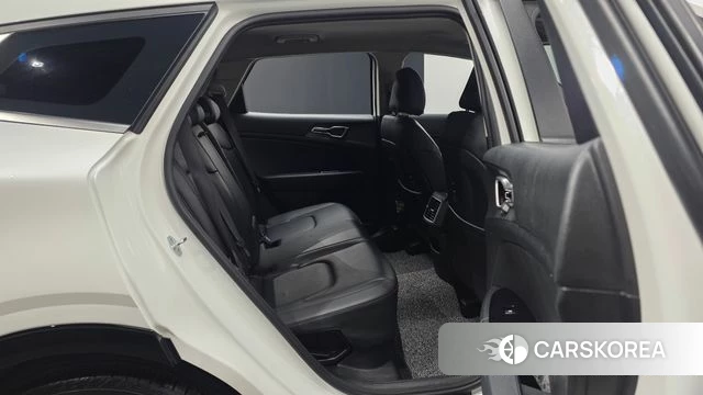 Kia Sportage 5th Generation Hybrid 2021 Белый из Кореи, фото 2