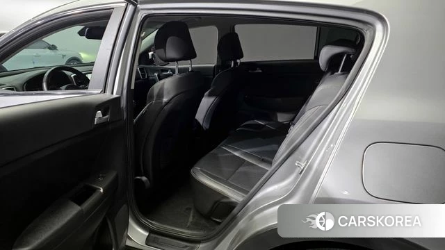 Kia Sportage The Bold 2021 Серый из Кореи, фото 2