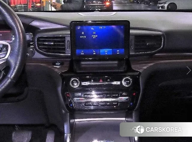 Ford Explorer 6th Generation 2021 Белый из Кореи, фото 2