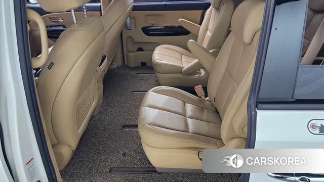 Kia The New Carnival 2019 Белый из Кореи, фото 2